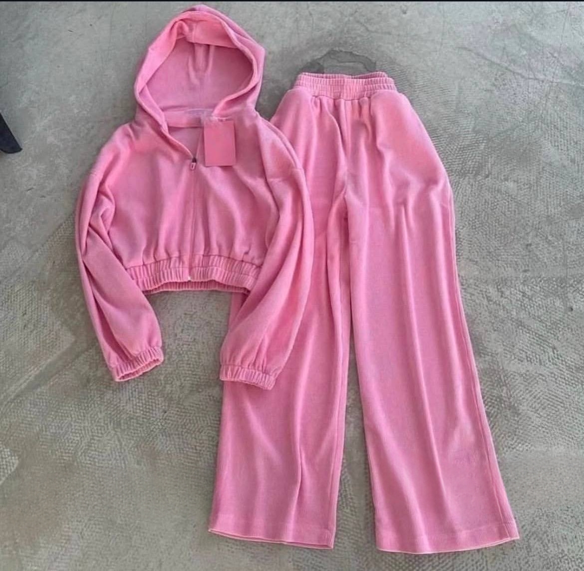 Picsart_25-12-18_10-07-29-520